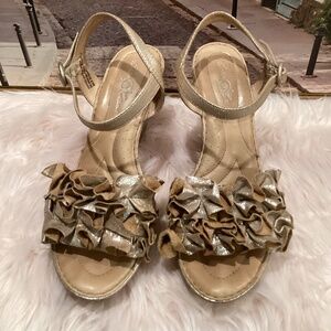 Born Iridescent Gold Leather Sandals 9M